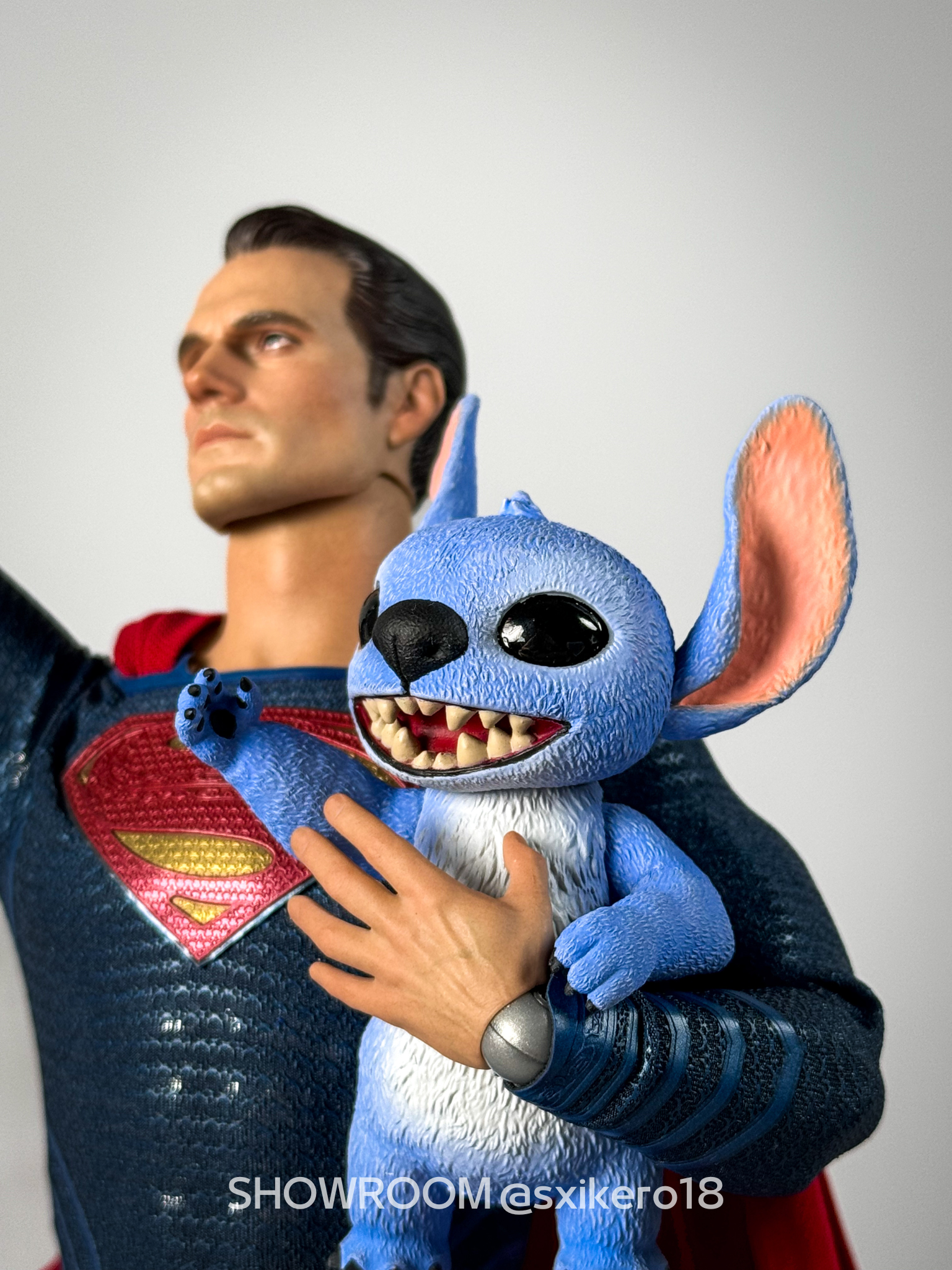 1/6th scale Stitch 2025 figure [Deluxe Edition]  (Two Pack)