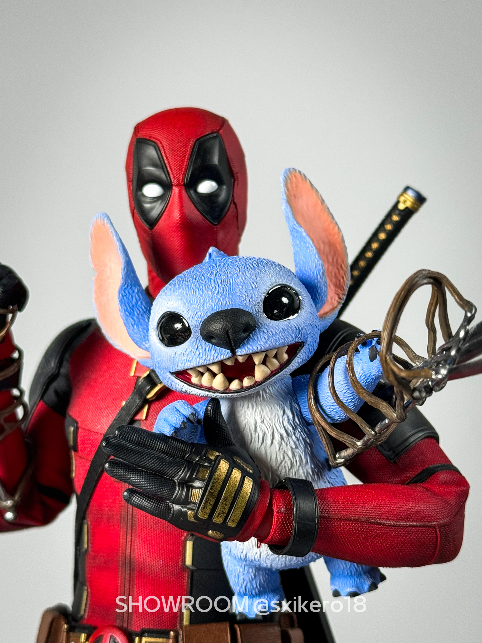 1/6th scale Stitch 2025 figure [Deluxe Edition]  (Two Pack)